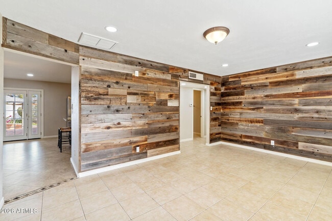 Photo - 3007 N 84th Pl