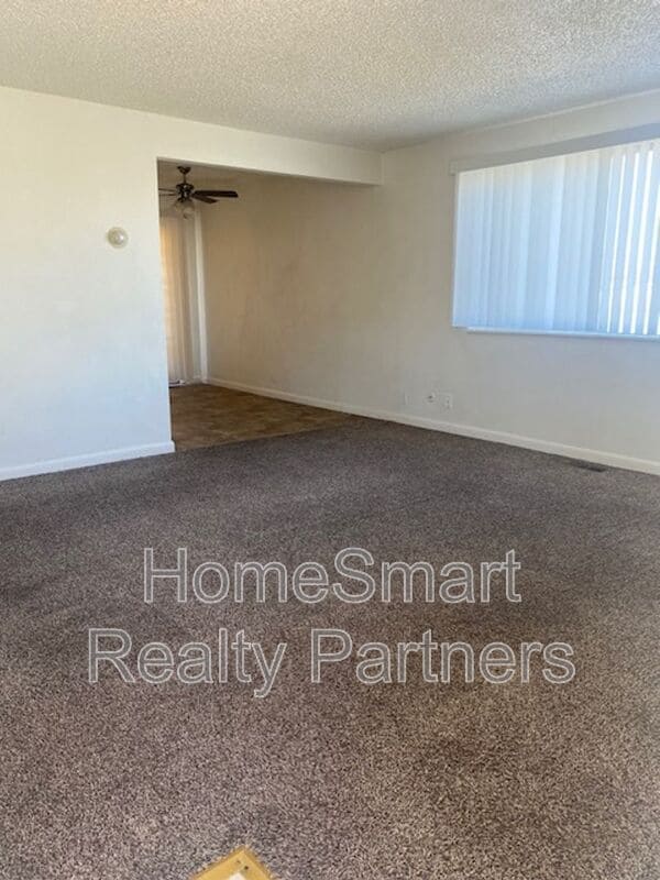 Building Photo - 140 Skyline Dr Rental
