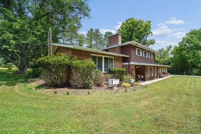 Photo - 157 Spring Valley Dr