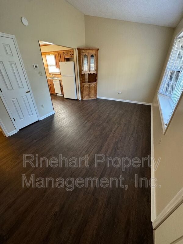 Photo - 470 Kimbrell St