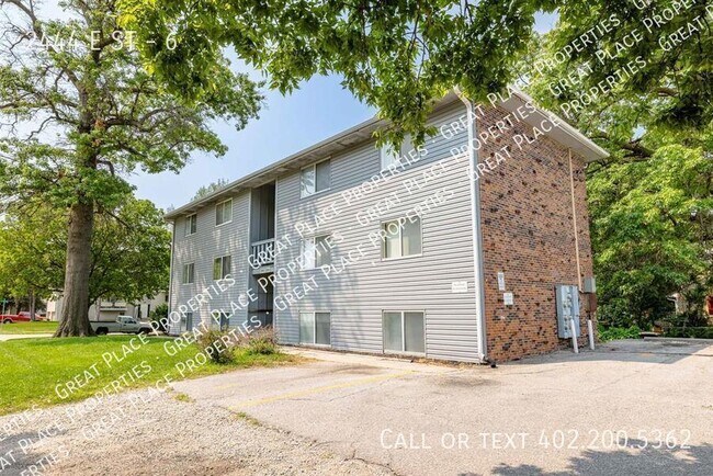 Photo - 2444 E St Unit 6
