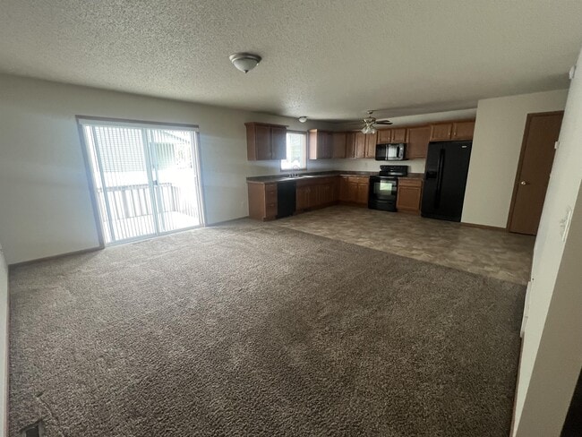 Photo - 4202 Estate Dr S