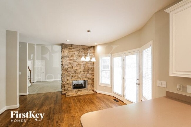 Photo - 4141 St Johns St
