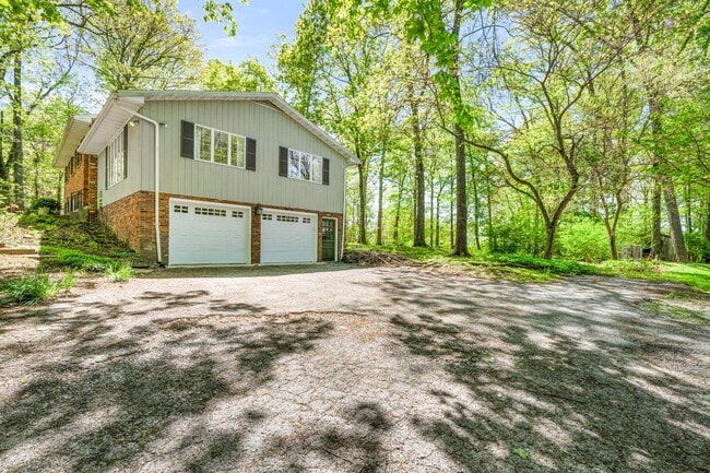 Photo - 5518 Woodlyn Rd