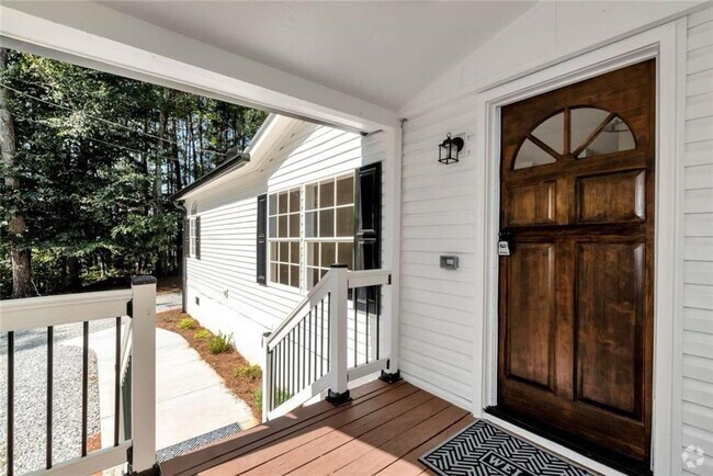Building Photo - 1020 Vandiviere Rd Rental