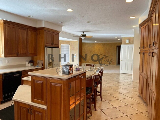 Building Photo - 1106 Birchbrook Cir