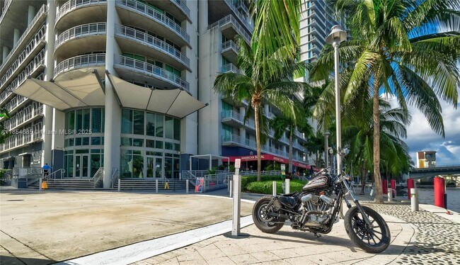 Photo - 690 SW 1st Ct