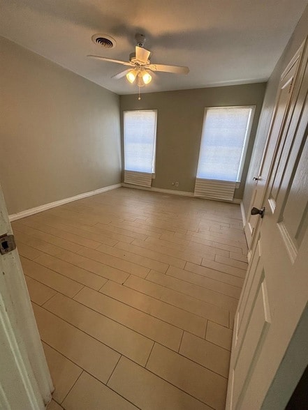Photo - 109 Schilling Ave