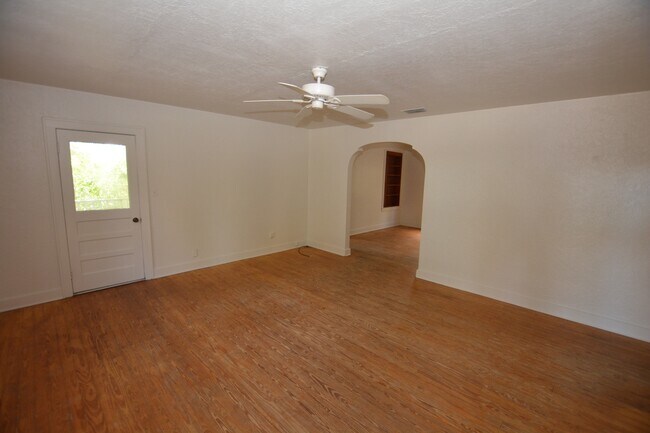 Photo - 2246 SE 3rd Ave