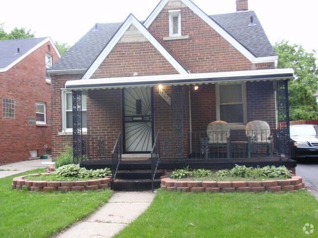 Building Photo - 15671 Eastwood St Rental
