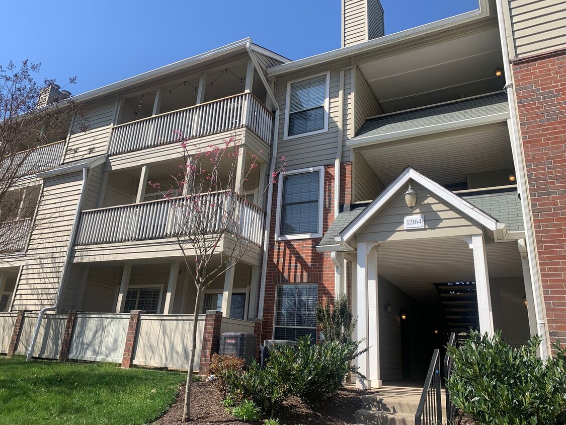 1BR/1BA Condo in Penderbrook Square – Prim... - 1BR/1BA Condo in Penderbrook Square – Prim...