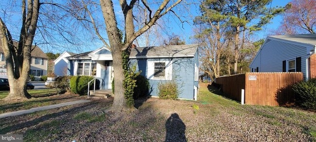 Building Photo - 719 Jefferson St