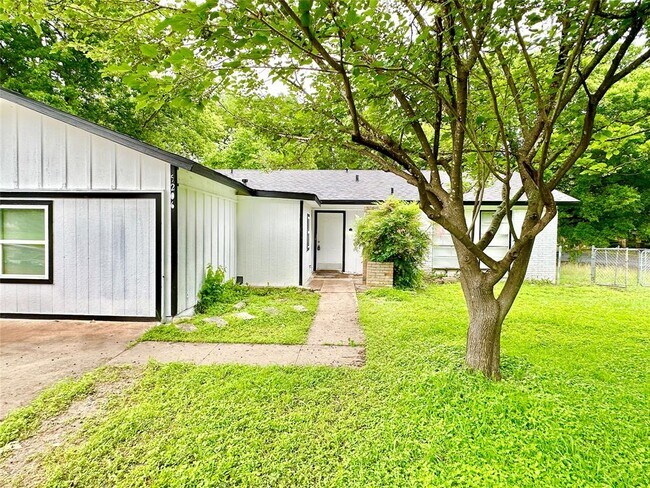 Photo - 5206 Regency Cove House