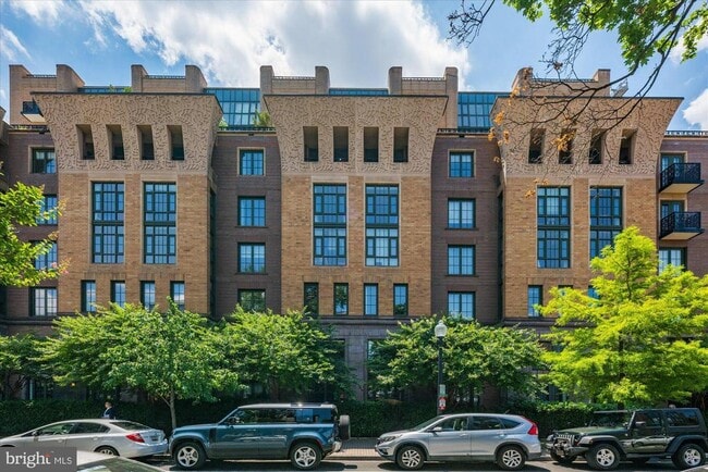 Photo - 910 M St NW Apartment Unit 126