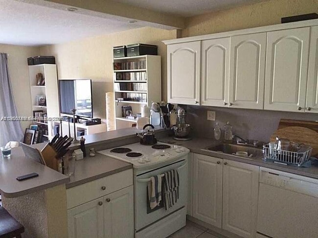 Photo - 7477 SW 82nd St Unit C309