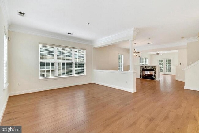 Photo - 8092 Genea Way