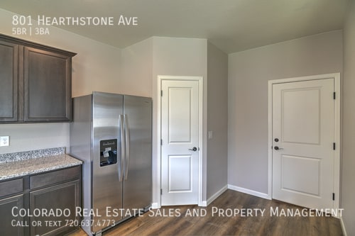 Photo - 801 Hearthstone Ave