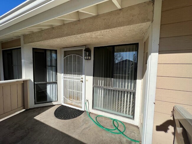 2 bedroom, 1.5 bath CONDO in Cross Point V... - 2 bedroom, 1.5 bath CONDO in Cross Point V...