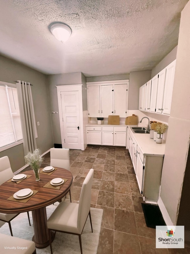 Photo - Updated Duplex 4 bed 2 bath on the NW Side