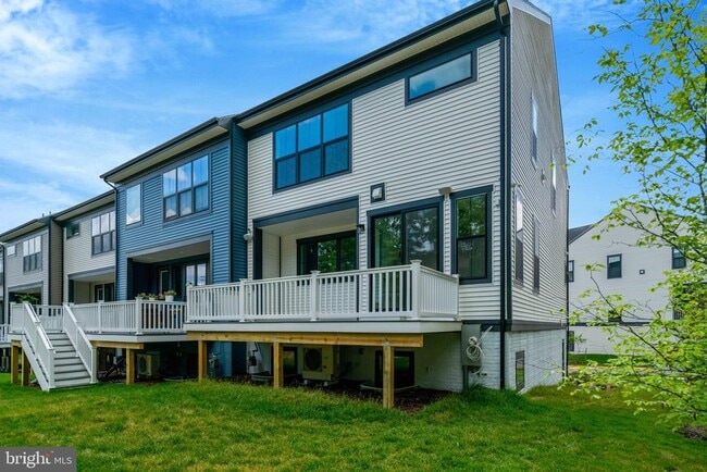 Photo - 9418 Dandelion Dr
