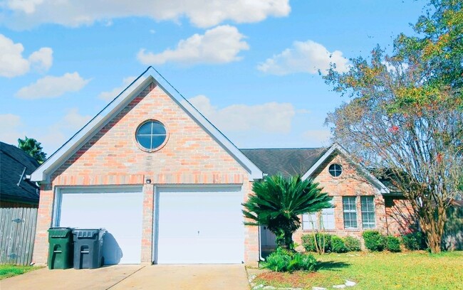 Building Photo - 4407 Waterfall Way