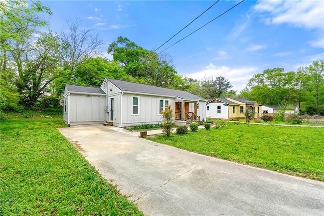 Photo - 2222 Penelope St NW