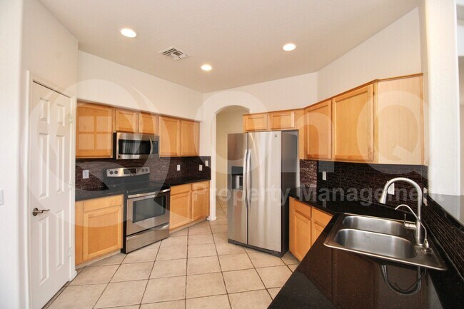 Photo - 2450 E Darrel Rd