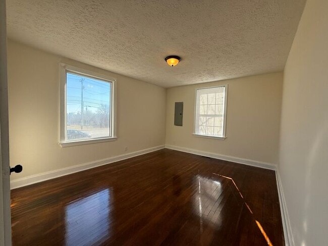 Photo - Three Bedroom Brick Home in Buena Vista - Pets Allowed