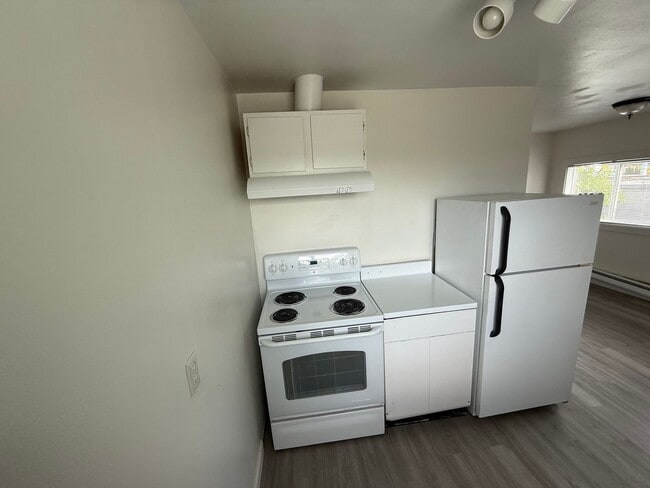 Photo - N31 A-C Unit N31-B