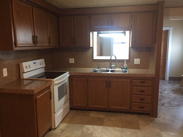 Building Photo - 5743 Sullivan Trail