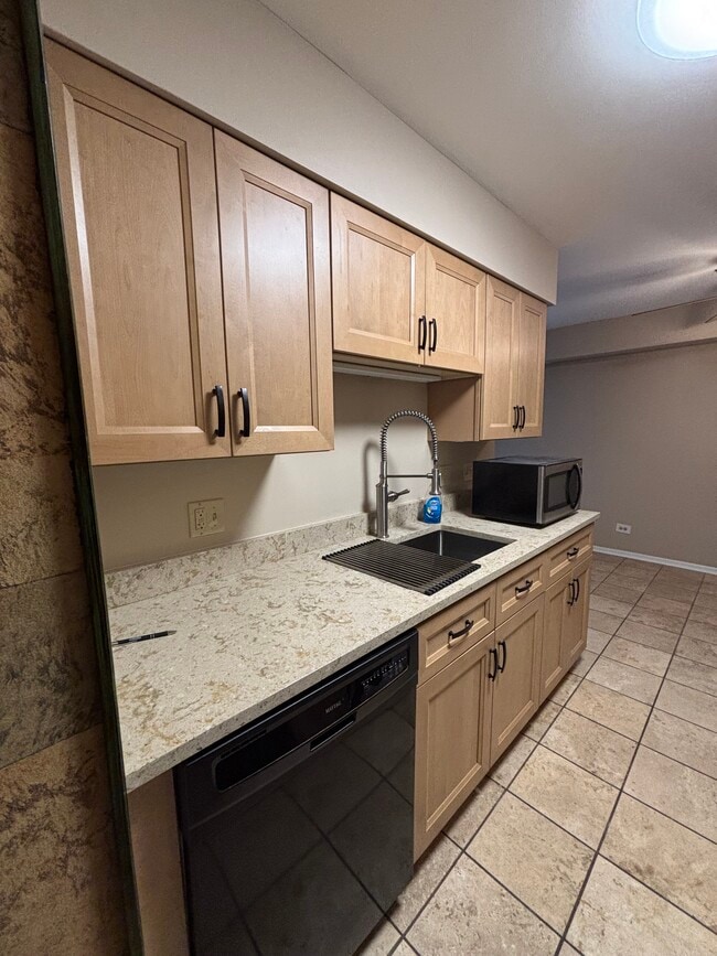 Photo - 2632 Pirates Cv Unit 2632 Pirates Cove #6