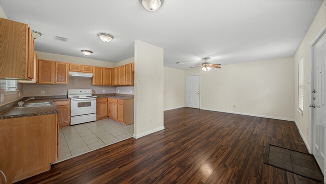 Photo - 2216 Avenue F