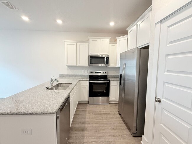 Photo - Stunning Townhome – Prime Pensacola Location