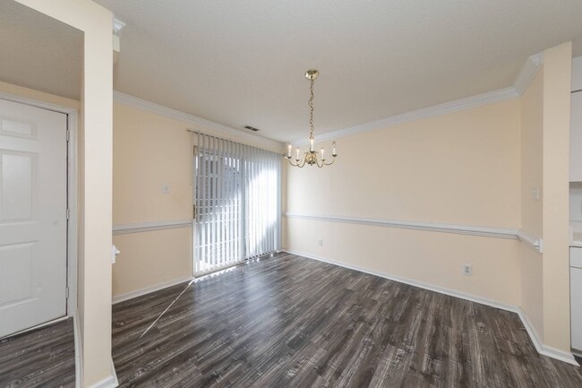 Photo - One level living!