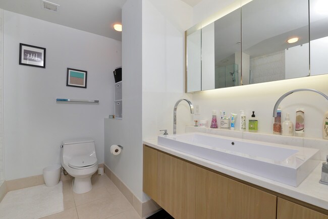 Photo - 77 Hudson St Unidad 3011