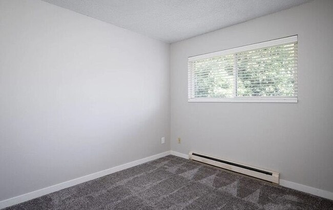 Photo - Modern Living Meets Timeless Comfort! 2 be...