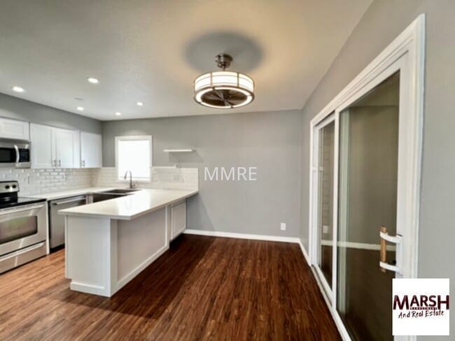 Photo - Nice 3 bedroom condo/townhouse in Tempe!