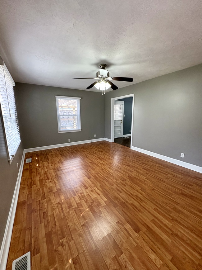 Photo - 2 Bedroom Pet Friendly Home For Rent in Hopkinsville!