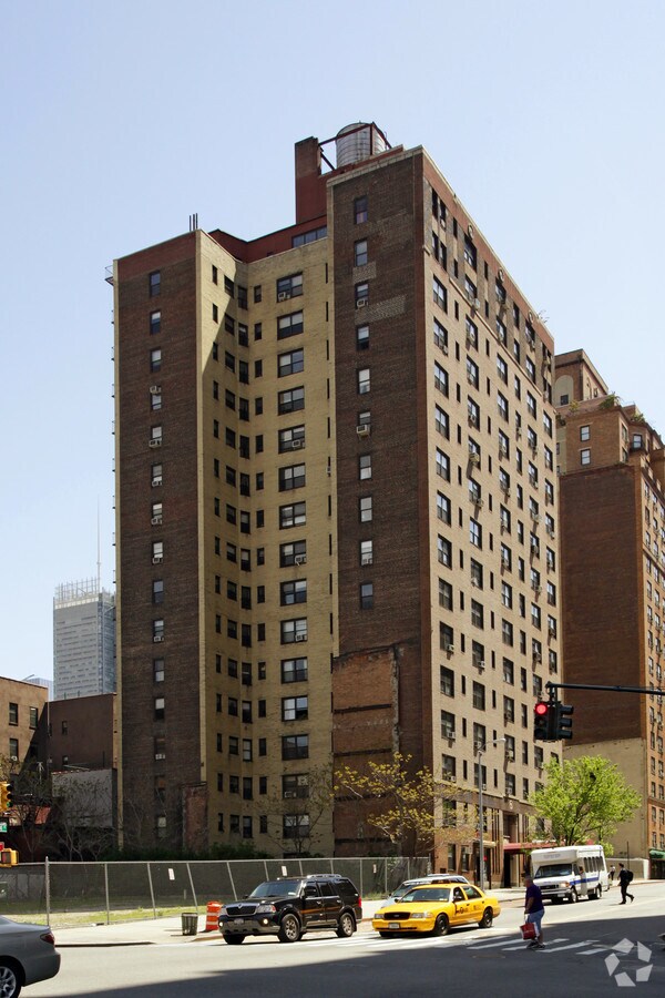 453 - 455 W 34th St - 453-455 W 34th St