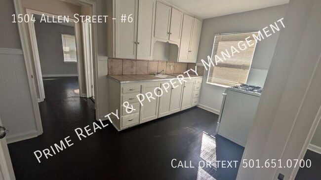 Photo - 1504 Allen St Unit #6