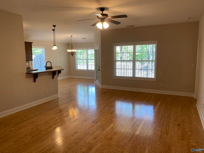 Photo - 128 Somerset Park Dr
