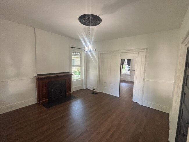 Building Photo - 525 S Central Ave Unit 4 Rental