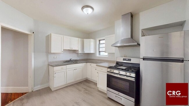 Building Photo - 19 Chilcott Pl Unit 1