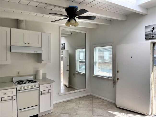 Photo - 156 W Marquita Unit C