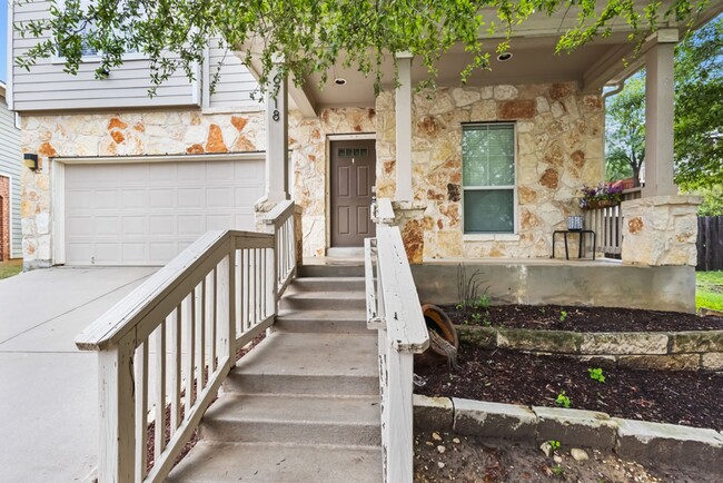 Photo - Charming Home Awaits: Spacious & Modern Living in a Prime Location