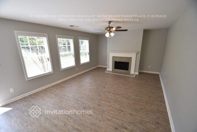 Photo - 972 Garden Meadows Cir