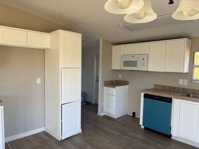 Photo - Rural 3/2 on Three Acres!