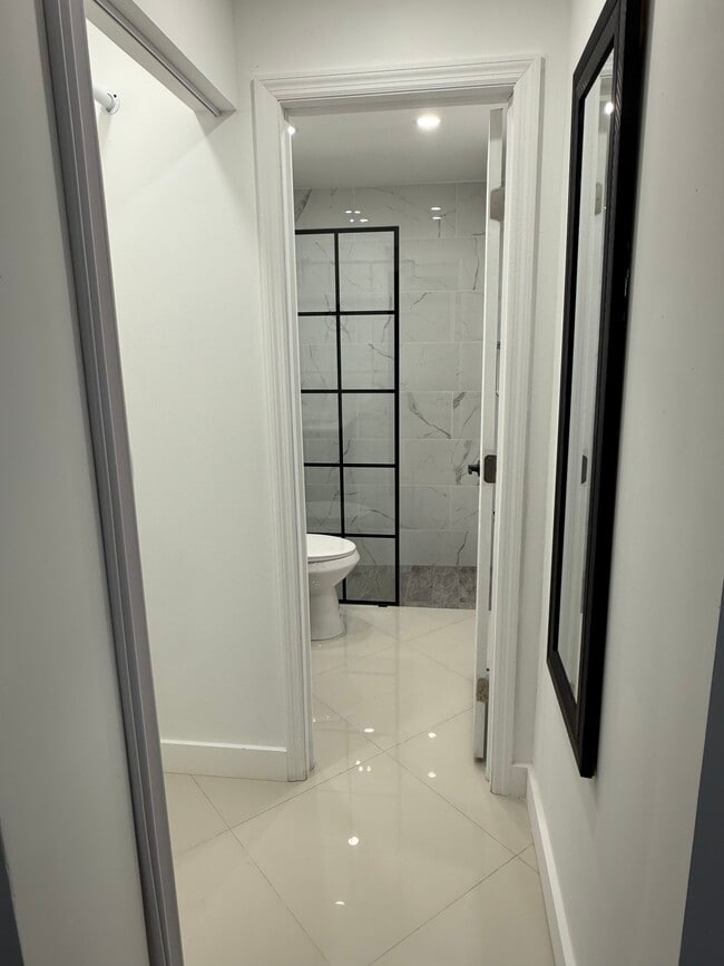 Photo - 2311 N 70th Ter Unit Efficiency in Hollywood