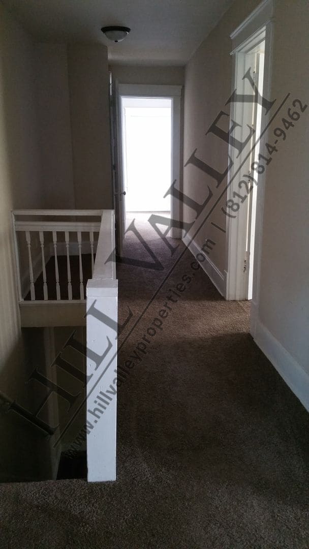 Photo - Large 3 Bedroom Apt, Close to Campus