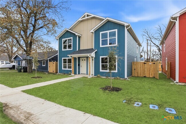 Building Photo - 909 Martin Luther King Jr Ln